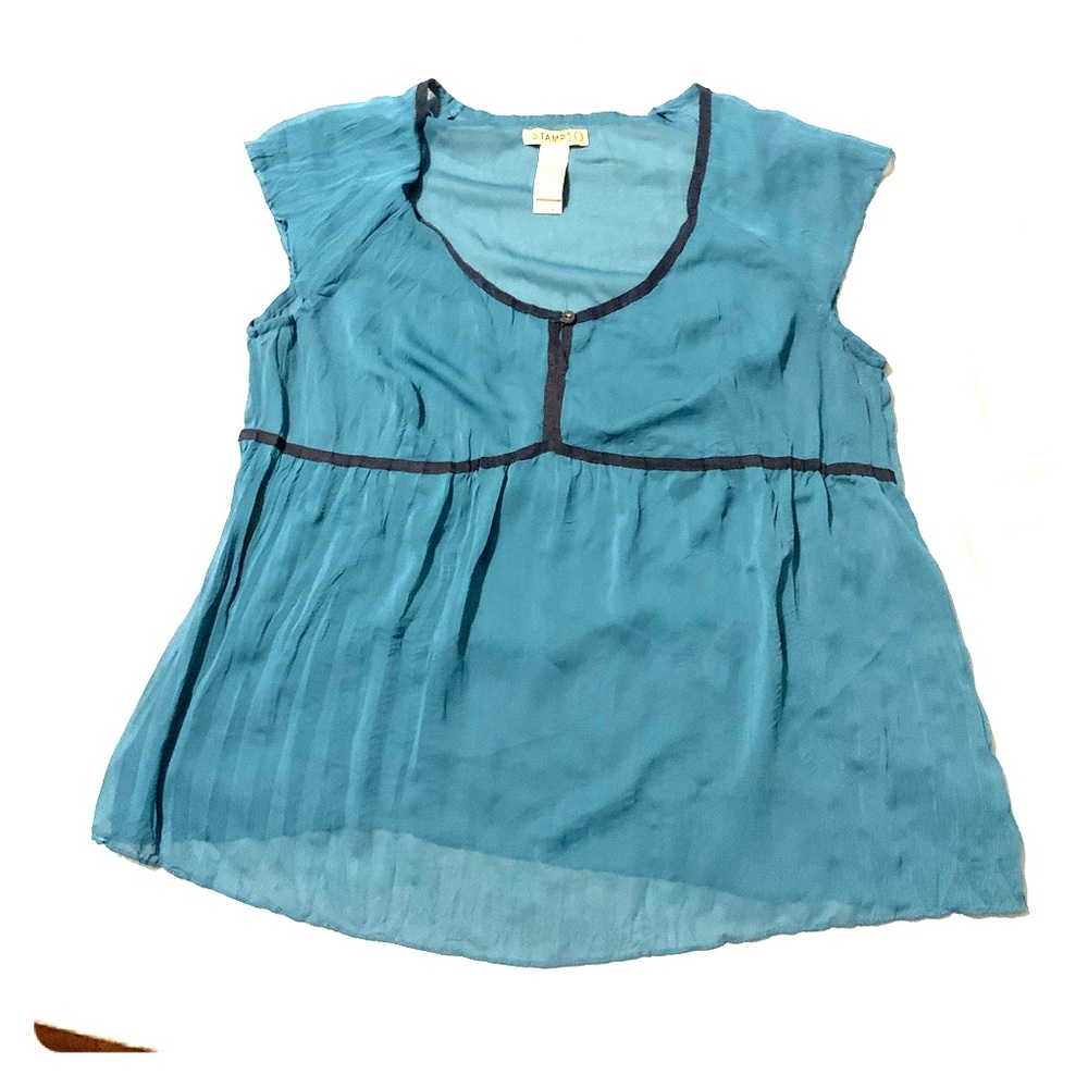 Stamp10 sheer top. Junior Size 14/women’s small?